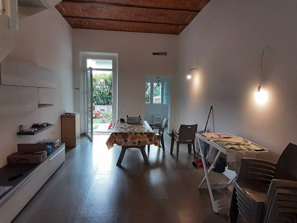 Casa indipendente a Rosignano marittimo in Via Monte alla Rena, 17 - Foto 2