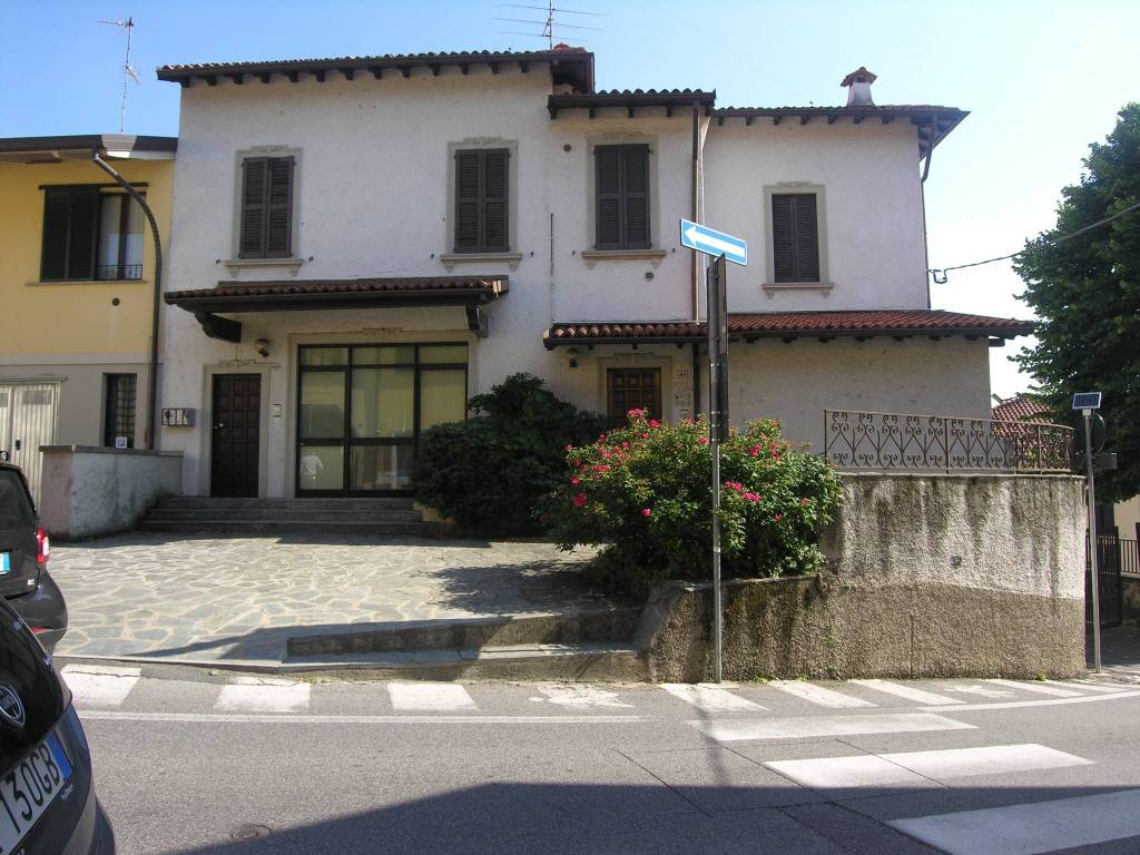 Appartamento a Costa masnaga in via xxv aprile, -1 - Foto 2