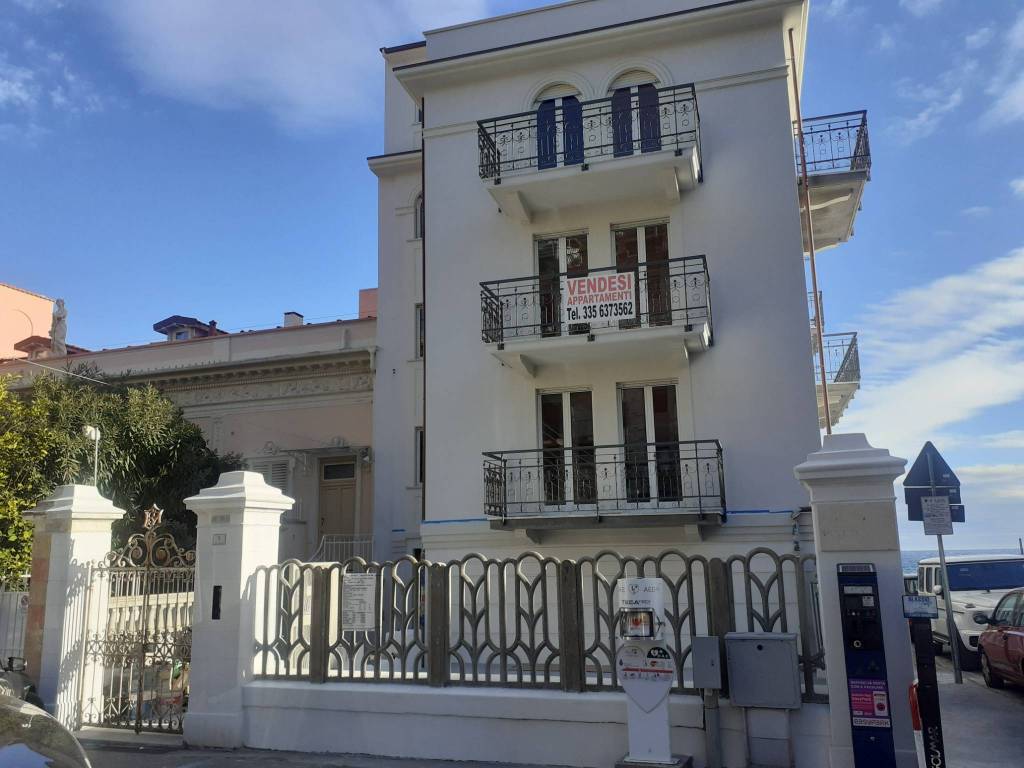 Appartamento a Alassio in Piazza San Francesco, 5 - Foto 2