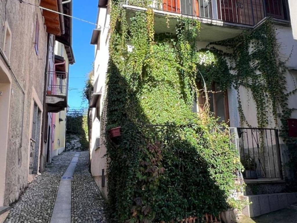 Casa indipendente a Mergozzo in Via Mauro Saglio, 16 - Foto 3