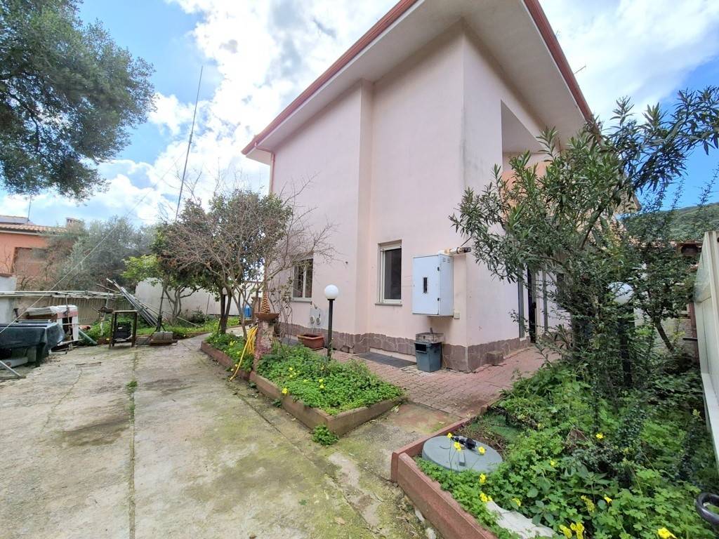 Villa a Carbonia in Sirai - Foto 3
