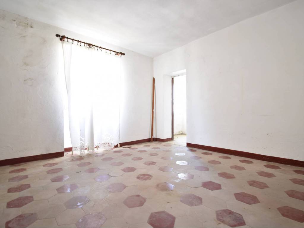 Appartamento a Carbonia in Via Santa Barbara - Foto 2