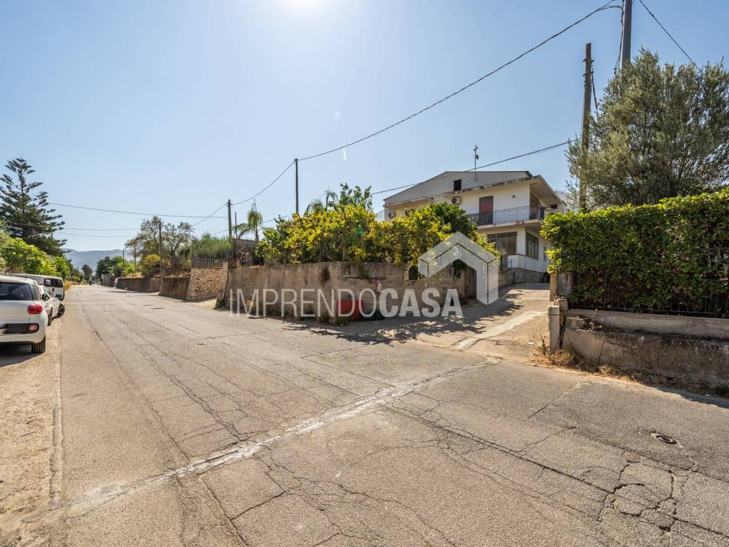 Villa a Carini in Via Torretta, 109 - Foto 2
