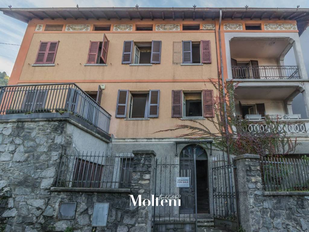 Villa a Bellano in Via Novareno, 12 - Foto 2