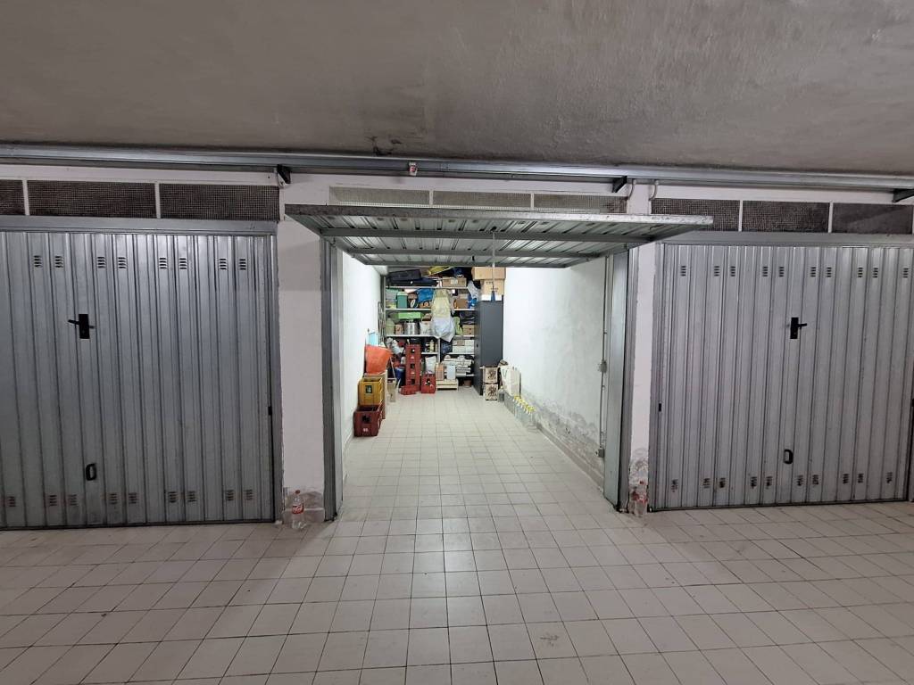 Box / garage a Benevento in Via Giuseppe Castellano - Foto 4