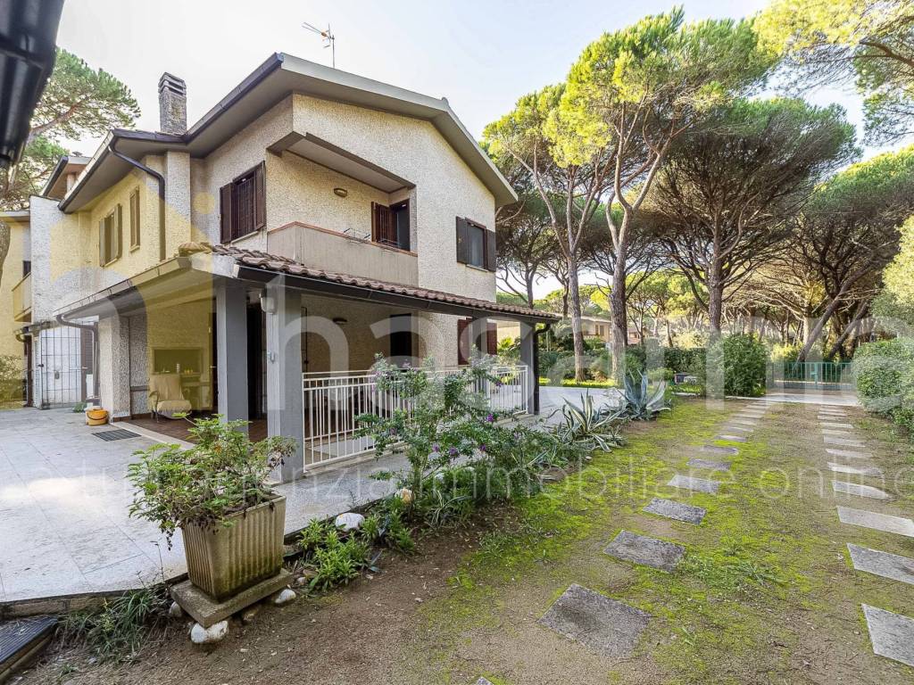 Villetta a schiera a Grosseto in Via della Tinca - Foto 2