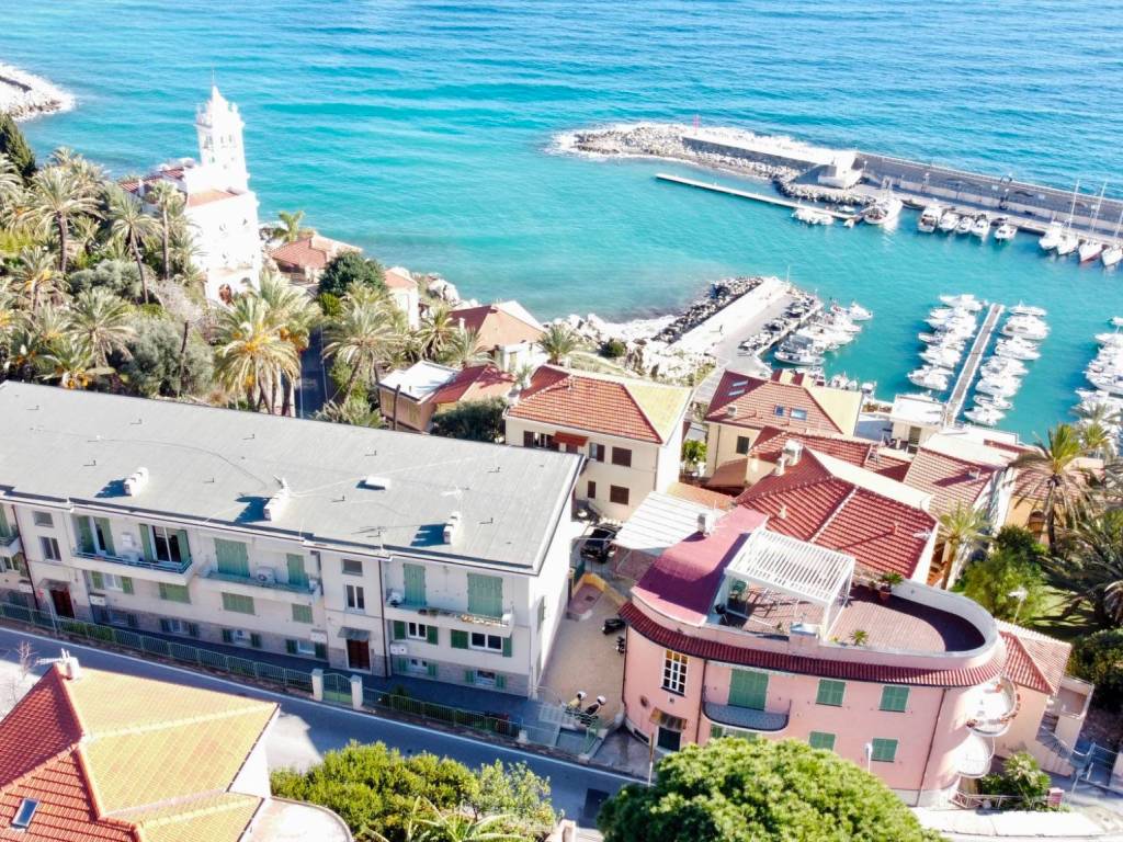Appartamento a Bordighera in Via al Campanile, 4 - Foto 2