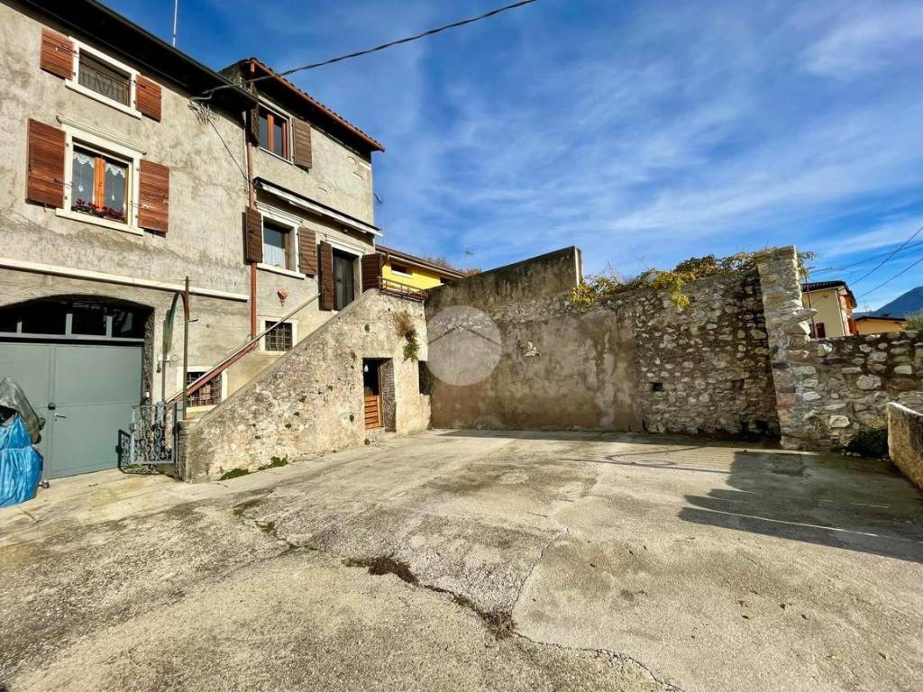 Rustico / casale a Caprino veronese in Via Chignola, 14 - Foto 2