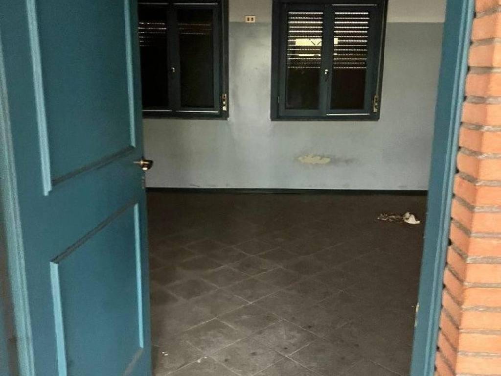 Palazzo / stabile a Roma in Via varvariana - Foto 2
