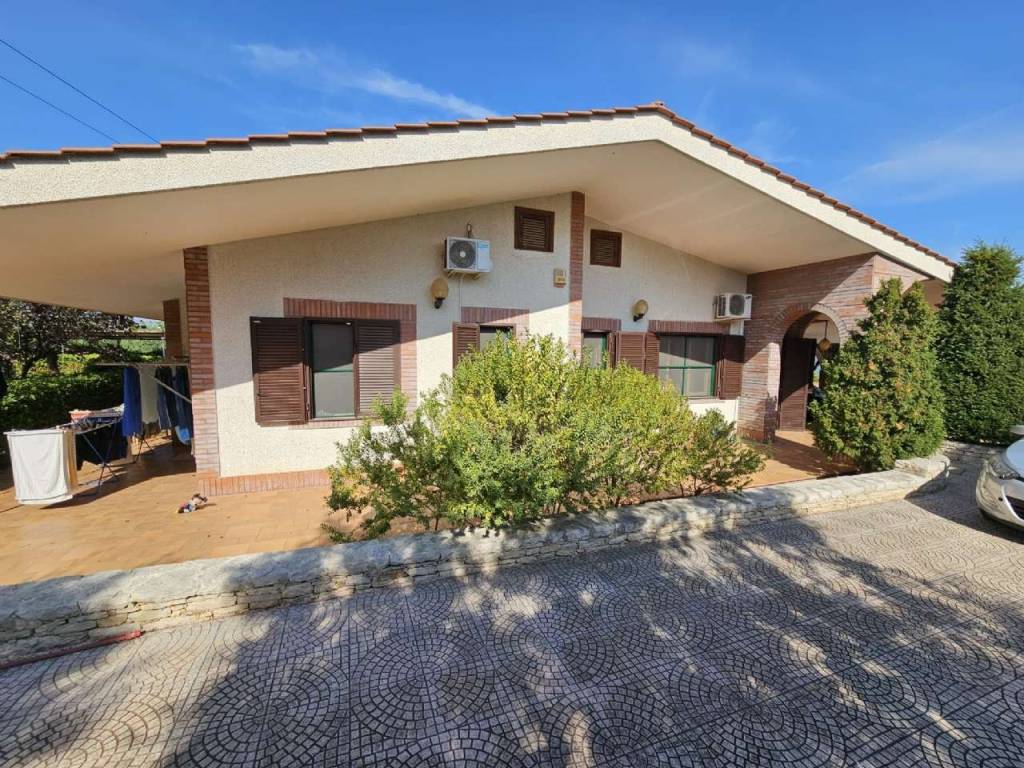 Villa a Bisceglie in via s.Andrea 422 - Foto 5