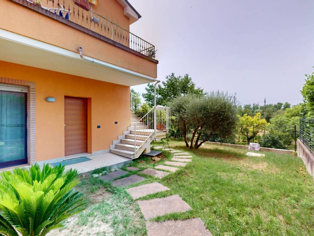 Appartamento a Monte san vito in Via Borghetto, 98 - Foto 2
