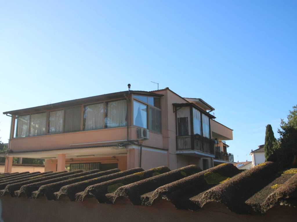 Appartamento a Roma in Via del Collettore Primario, 75 - Foto 2