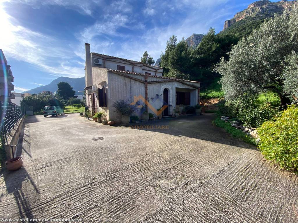 Villa a Castellammare del golfo in Via Gaetano Salvemini - Foto 3