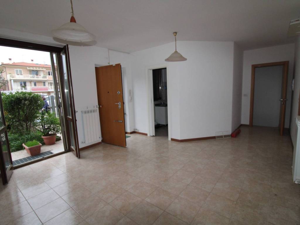 Appartamento a Maiolati spontini in Via Trieste, 54 - Foto 4