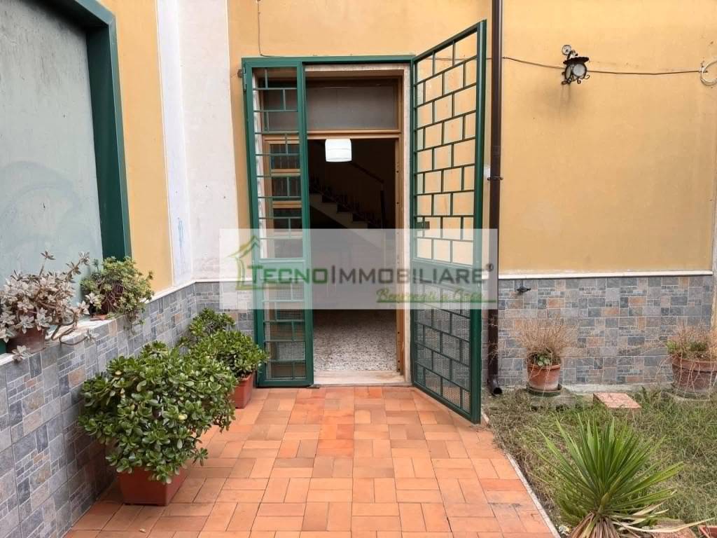 Casa indipendente a Pontecorvo in Via Michelangelo Buonarroti - Foto 2