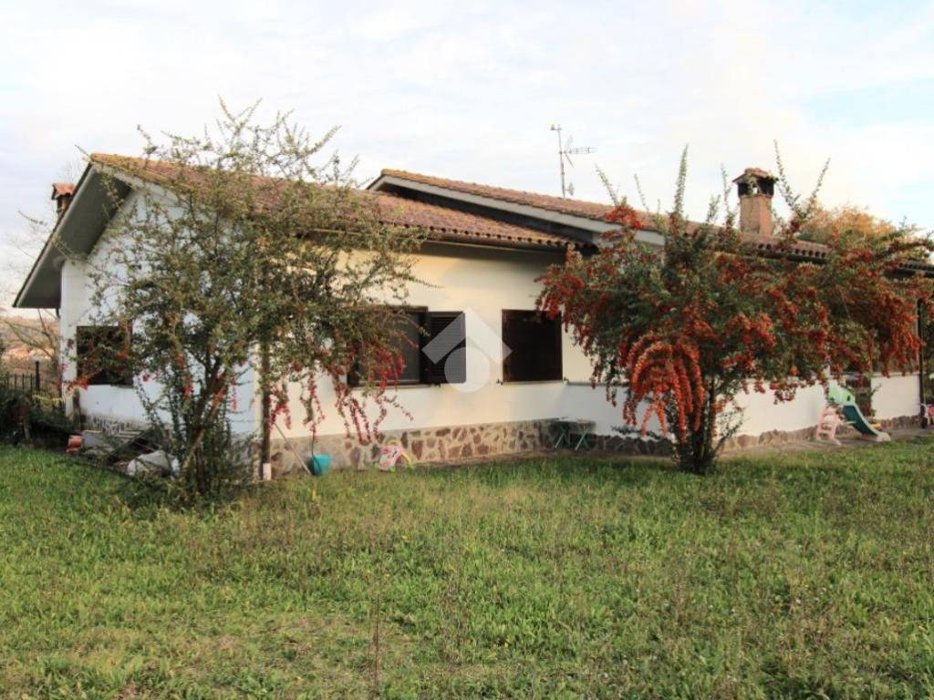 Casa indipendente a Poggio mirteto in Via passo della bufala - Foto 2