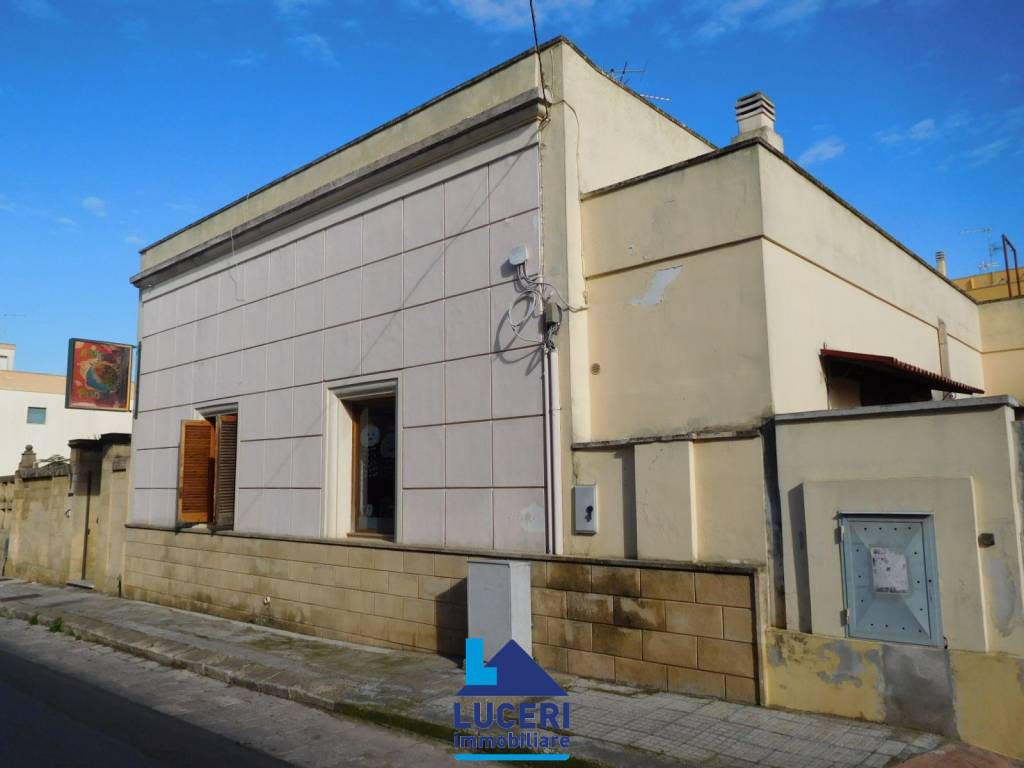 Casa indipendente a Alezio in Via Giuseppe Garibaldi - Foto 4