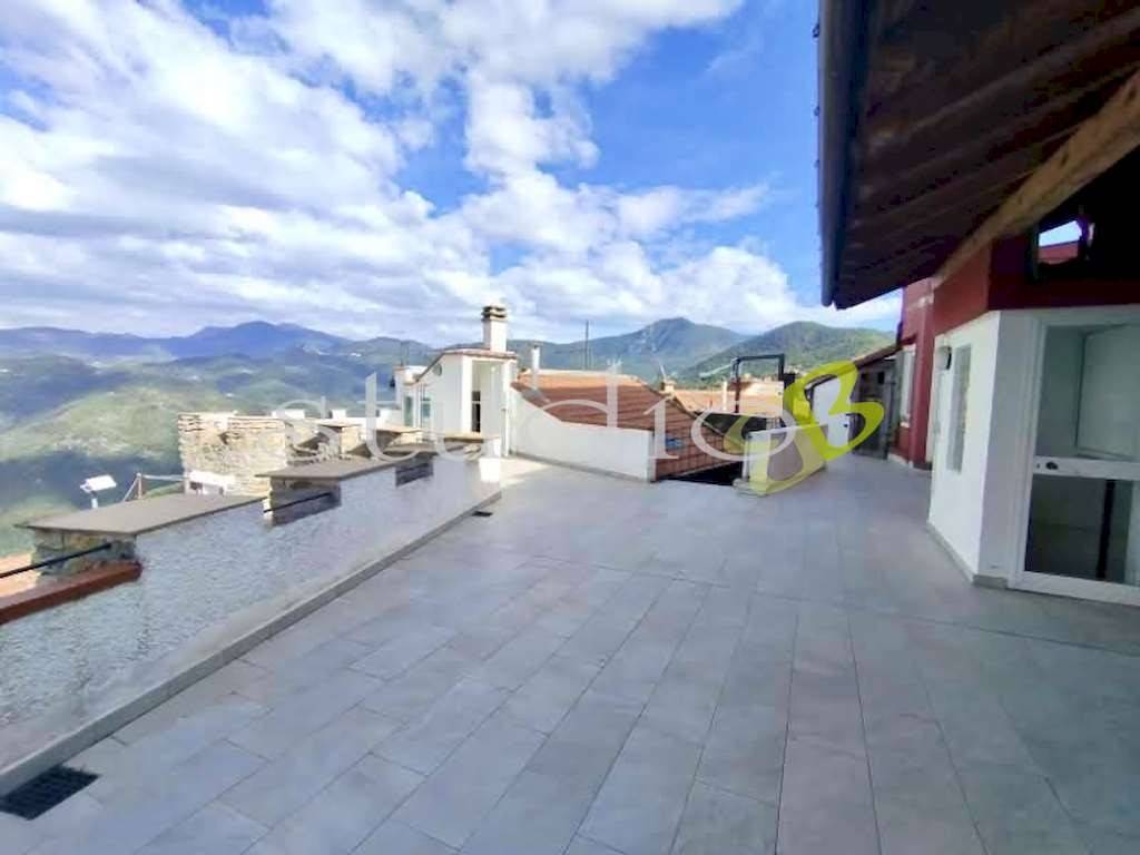Appartamento a Perinaldo in Via Castello, snc - Foto 2