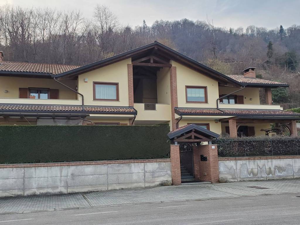 Appartamento a Borgosesia in Via Piave - Foto 2