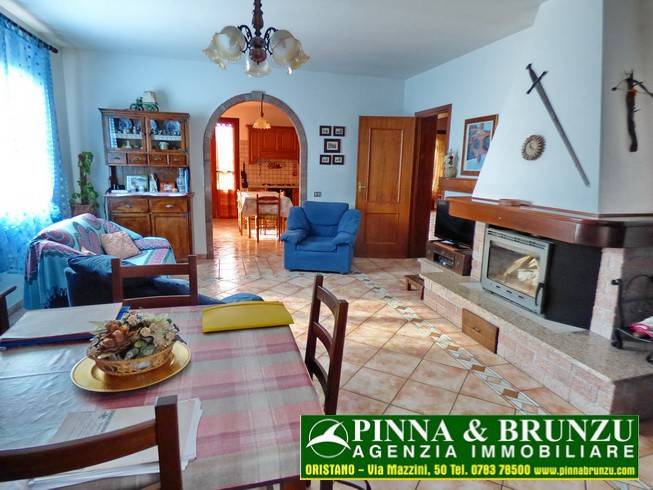 Villa a Palmas arborea in Via Padre Giacomo Vaira - Foto 3