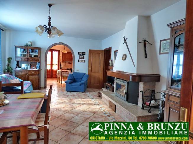 Villa a Palmas arborea in Via Padre Giacomo Vaira - Foto 4