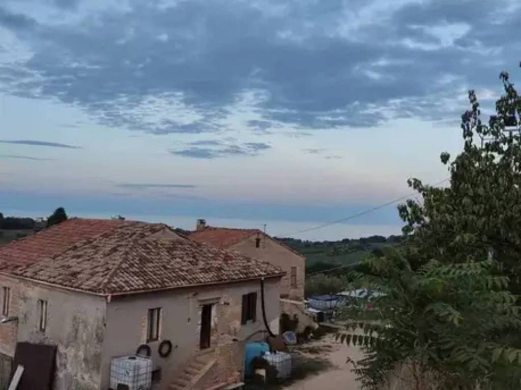 Rustico / casale a Civitanova marche in Contrada Asola - Foto 3