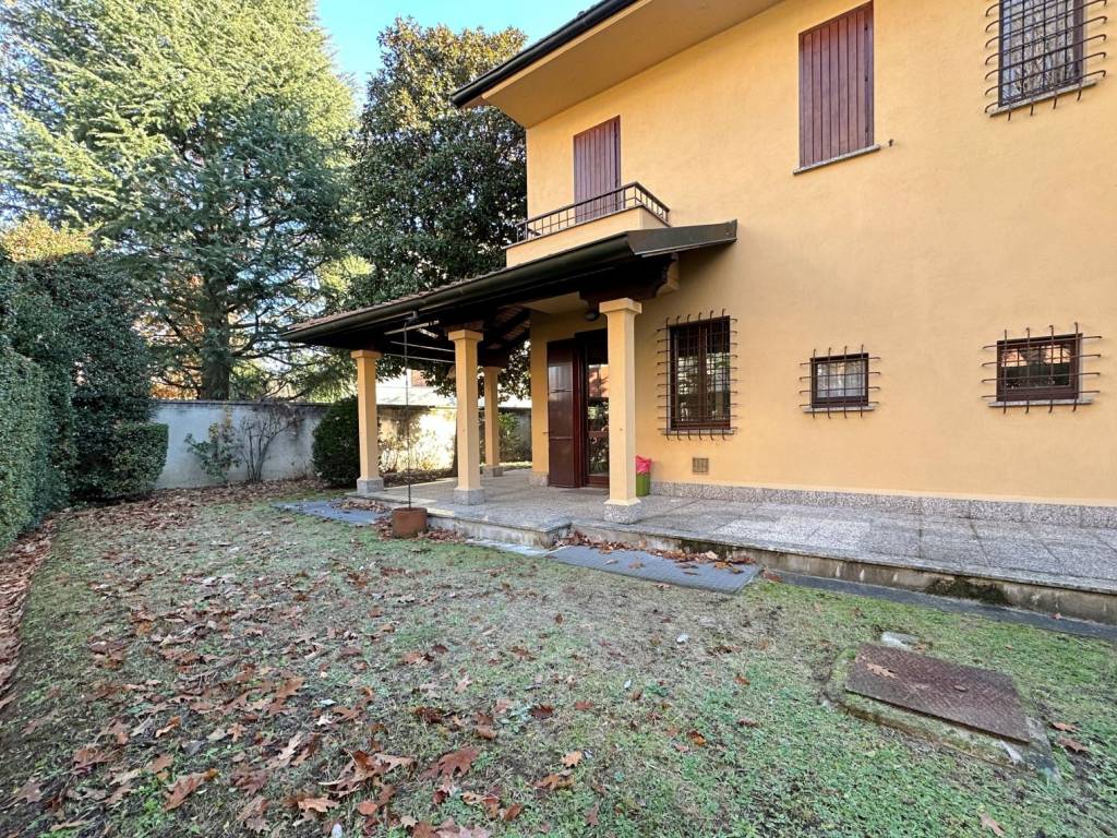Villa a Carate brianza in Via corteselle, 10 - Foto 4