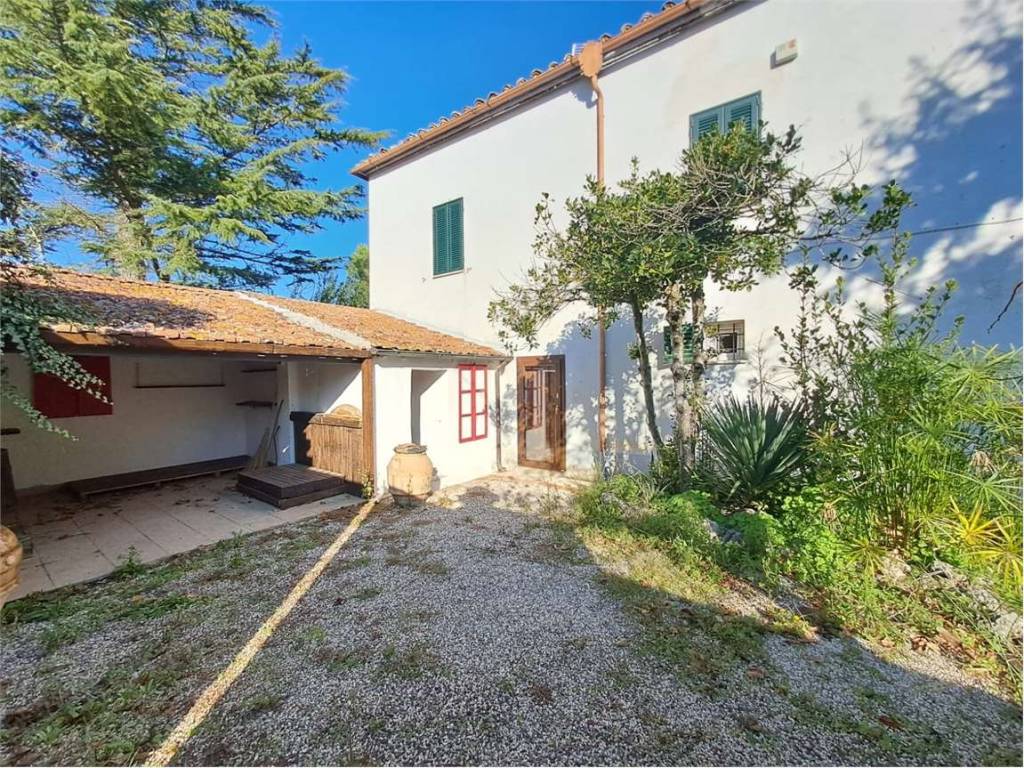Rustico / casale a Perugia in Via San Girolamo, 202 - Foto 2