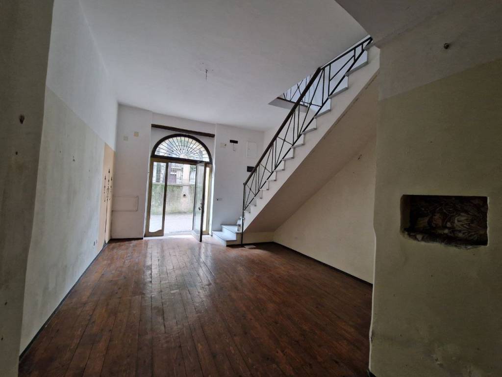 Immobile a Sant'agata de' goti in Piazza Trieste - Foto 3