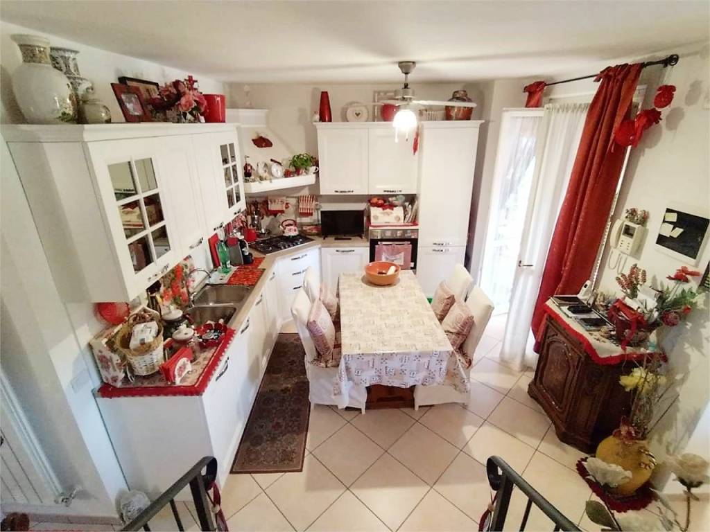 Villetta a schiera a Castelnuovo magra in Via Salicello - Foto 2