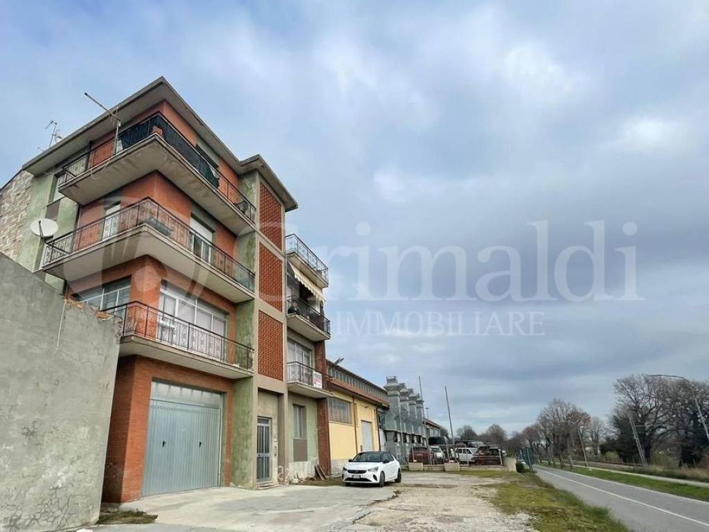 Casa indipendente a Rosora in Via Roma , 76 B - Foto 2