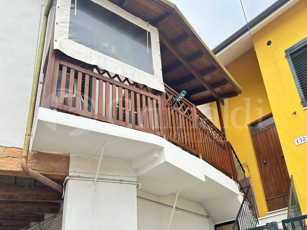 Appartamento a Jesi in VIA MATTEO RICCI , 0 - Foto 2