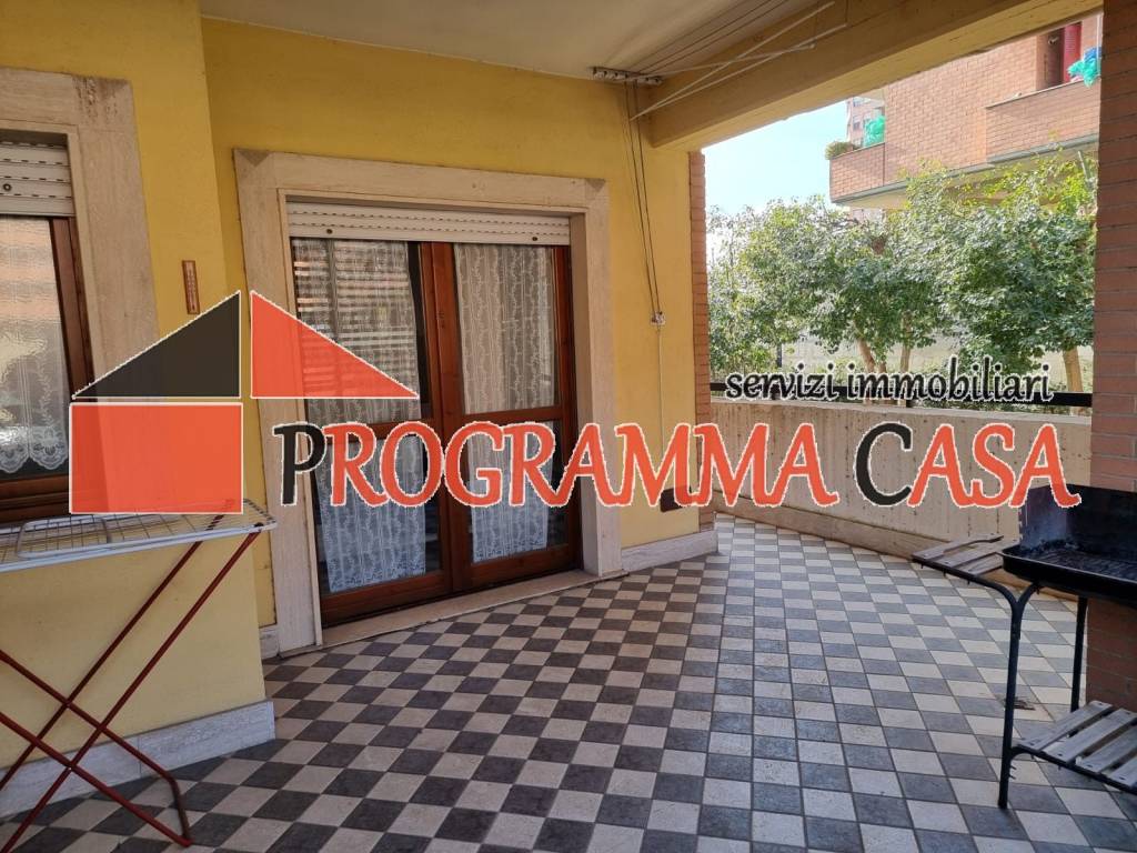 Appartamento a Pomezia in Via Federico Fellini, 14 - Foto 3