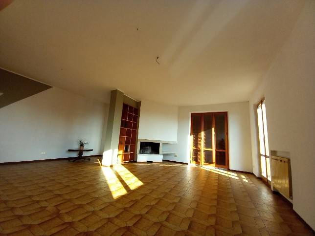 Appartamento a Osimo in Via Giosuè Carducci, 30 - Foto 2