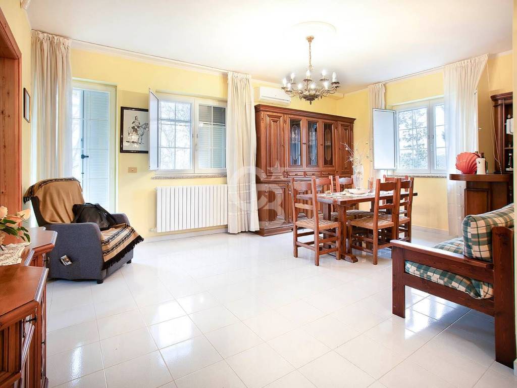 Villa a Viterbo in Strada Costa Volpara - Foto 5