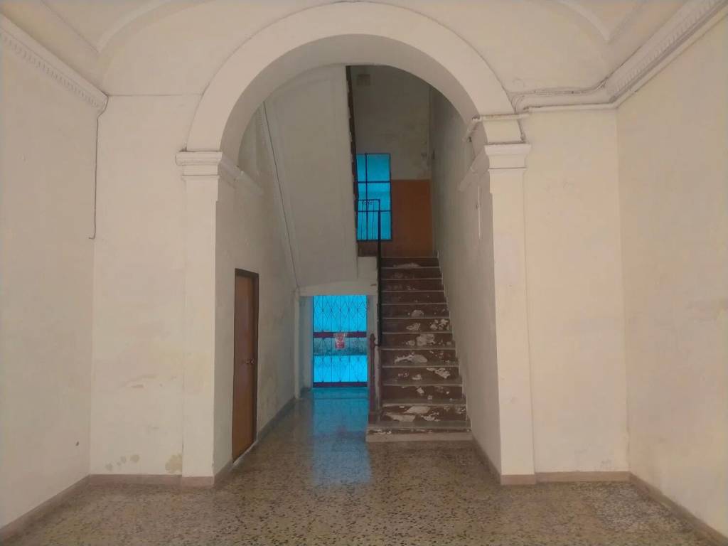 Appartamento a Taranto in Via Anfiteatro, 196 - Foto 2