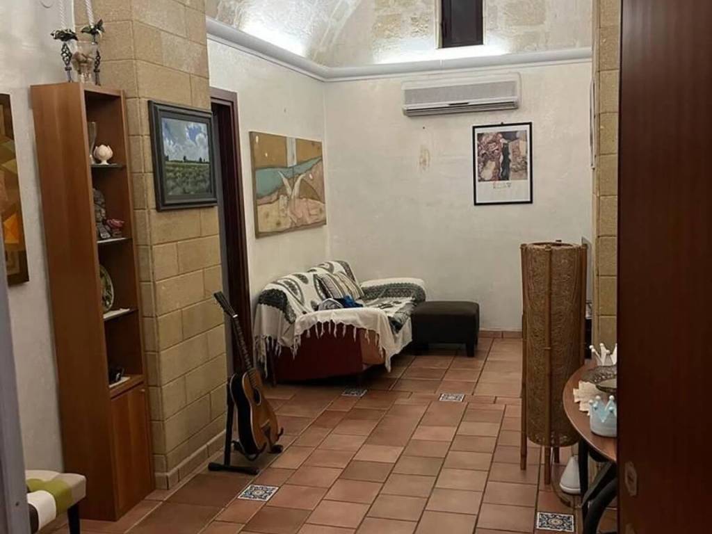 Appartamento a Taranto in Via Livio Andronico, 42 - Foto 2