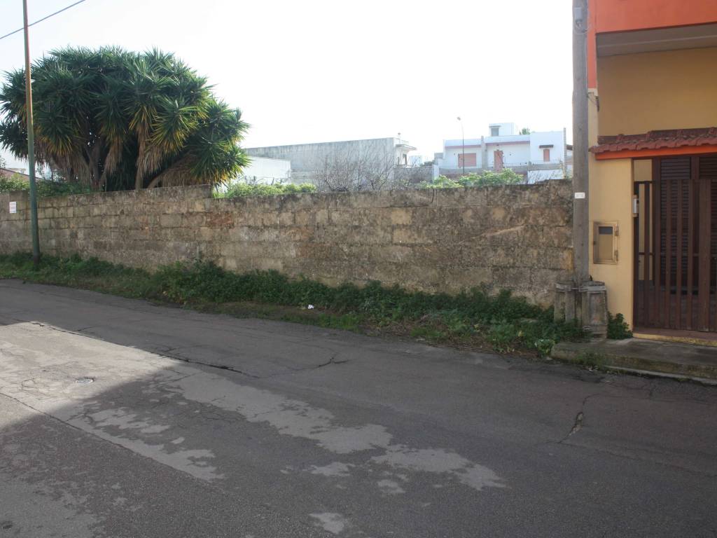 Terreno a Ugento in Via Francesco Petrarca, - Foto 2