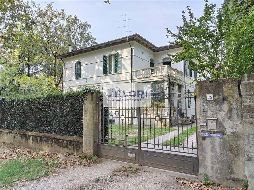 Casa indipendente a Faenza in Viale Stradone, 22 - Foto 2