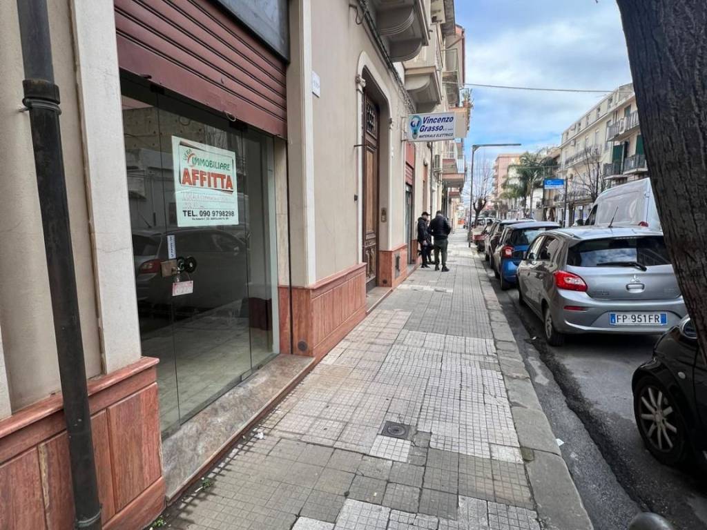Immobile a Barcellona pozzo di gotto in Via Operai, 119 - Foto 4