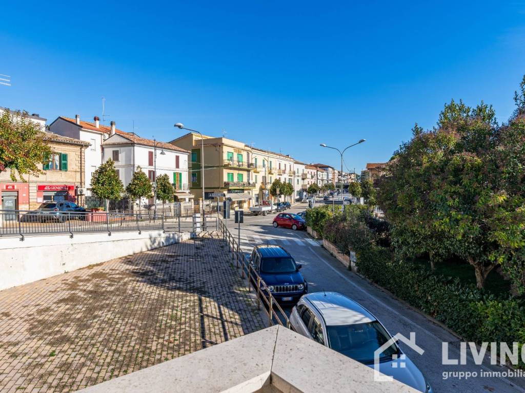 Appartamento a Loreto aprutino in Via Cappuccini, 1 - Foto 3