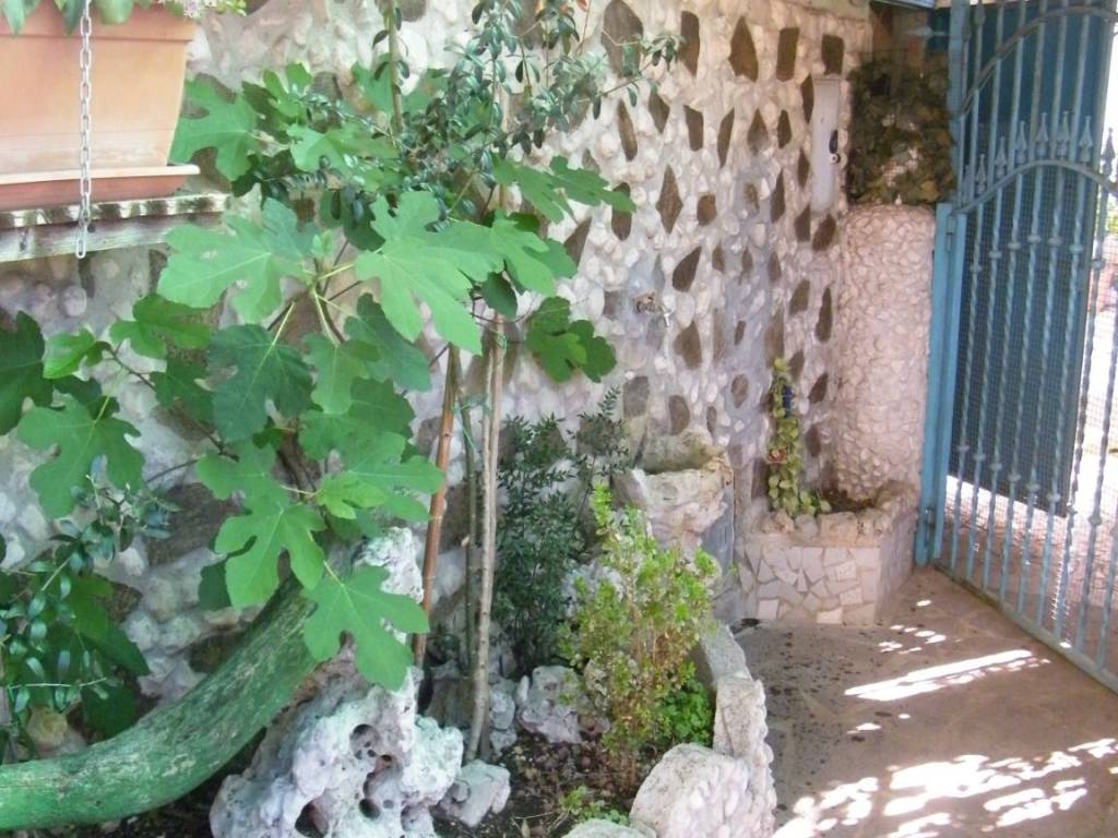 Casa indipendente a Alatri in Strada Statale Porpuro, 62 - Foto 3