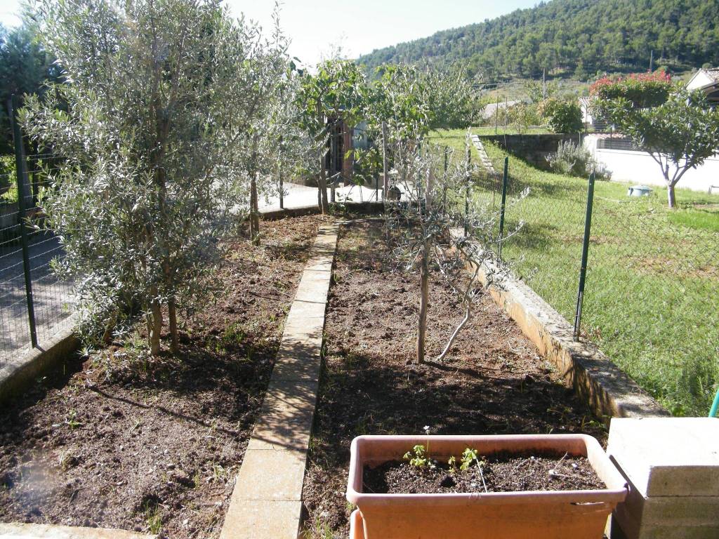 Casa indipendente a Alatri in Strada Statale Porpuro, 62 - Foto 4