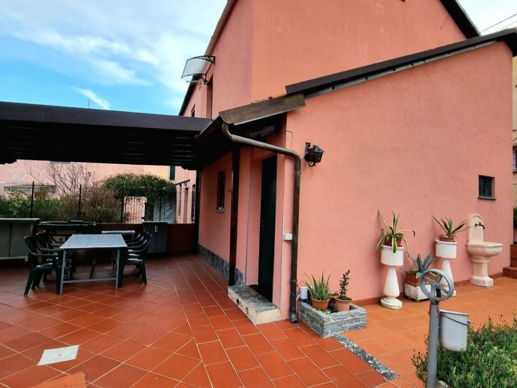 Casa indipendente a Bergeggi in Via Luigi Faggi - Foto 4
