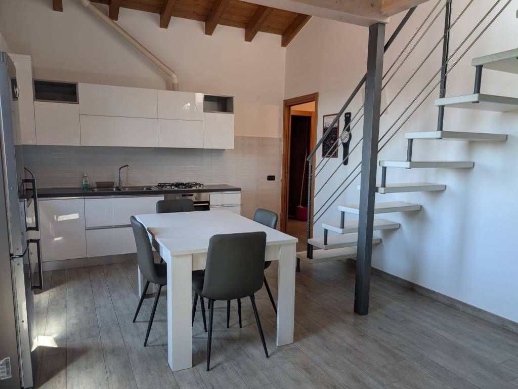 Attico / mansarda a Arcisate in Via Maestri Scalpellini, 25 - Foto 4