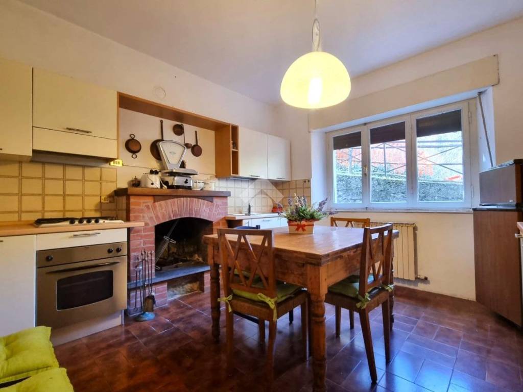 Villa a Pistoia in Via Modenese, 624 - Foto 2