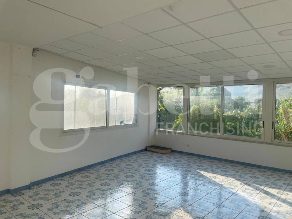 Palazzo / stabile a Gaeta in via Flacca km 22.000, 999 - Foto 5