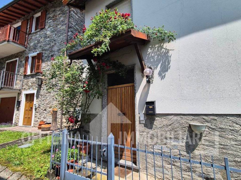 Casa indipendente a Ardenno in Via C. Visconti Venosta, 61 - Foto 3