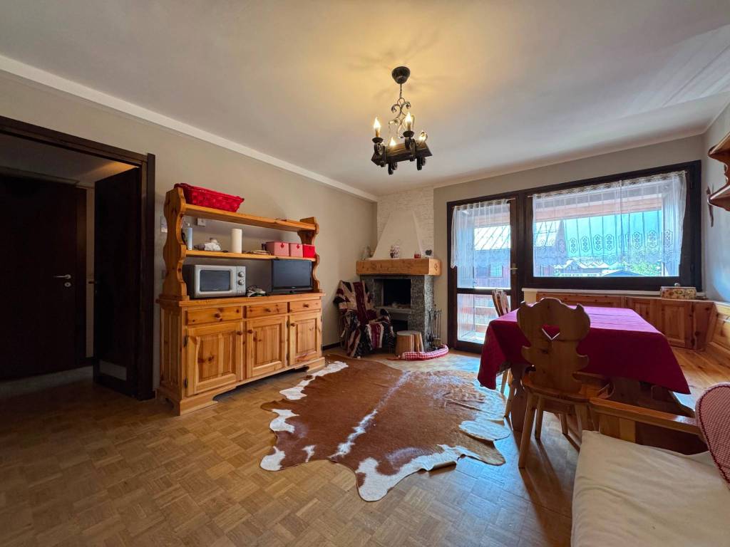 Appartamento a Valfurva in Via Vedich, 26 - Foto 2