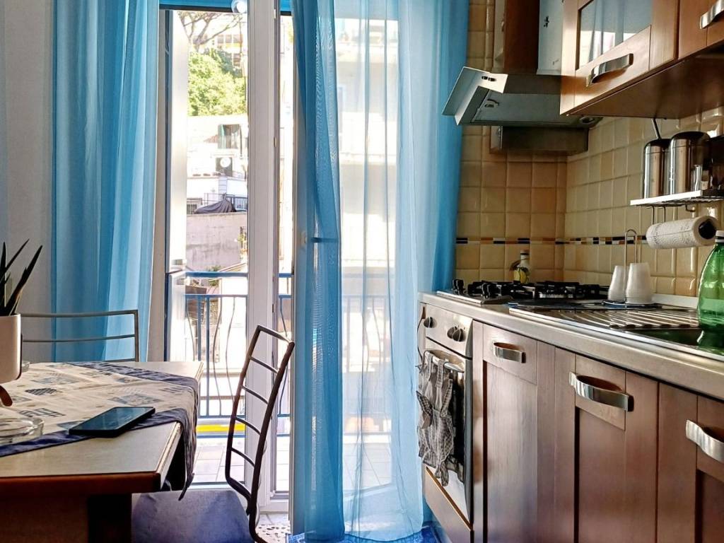 Appartamento a Salerno in Via Salvatore Calenda, 90 - Foto 2